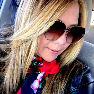 Meet your Posher, Nilka